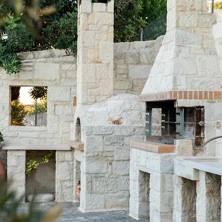 Mangie - Private Pool, Sleeps 11 Villa Herszonisszosz