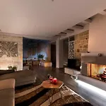Mangie - Private Pool, Sleeps 11