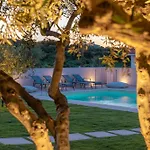 Mangie - Private Pool, Sleeps 11 Villa Hersonissos (Crete)