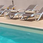 Villa Mangie - Private Pool, Sleeps 11 *
