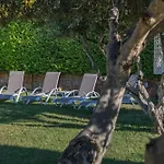 Mangie - Private Pool, Sleeps 11 Villa