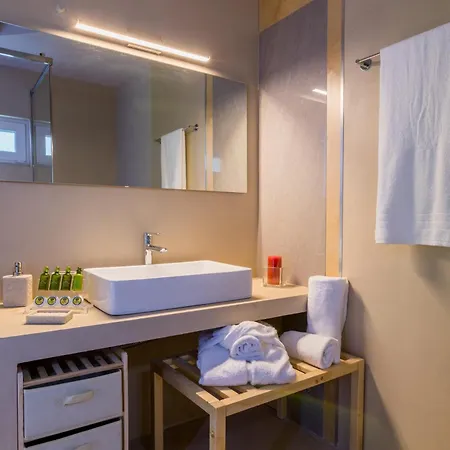 Mangie - Private Pool, Sleeps 11 וילה *