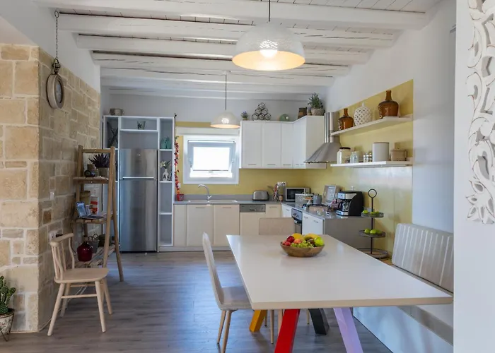 Βίλα Mangie - Private Pool, Sleeps 11