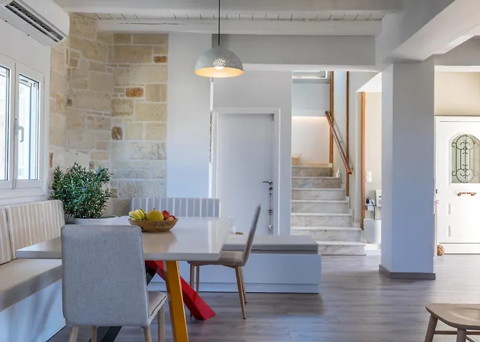 Βίλα Mangie - Private Pool, Sleeps 11 *