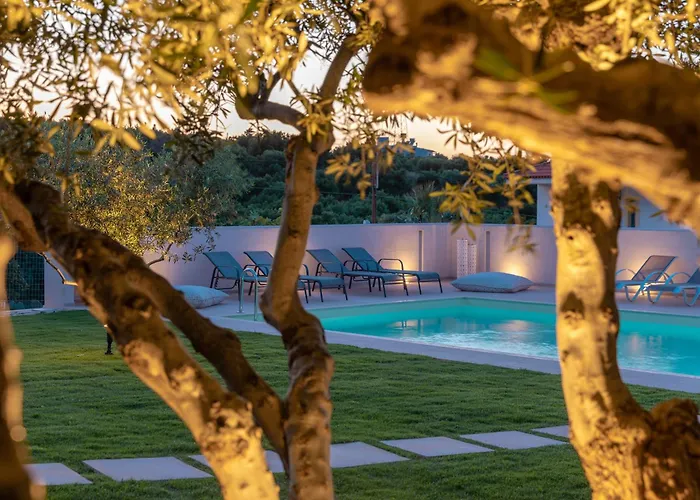 Mangie - Private Pool, Sleeps 11 Villa Hersonissos (Crete)